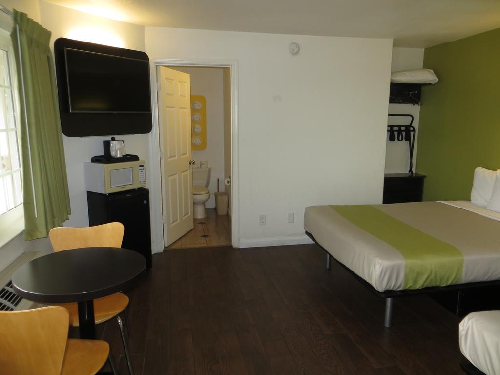 Fisherman'S Cove Inn Монтерей Экстерьер фото