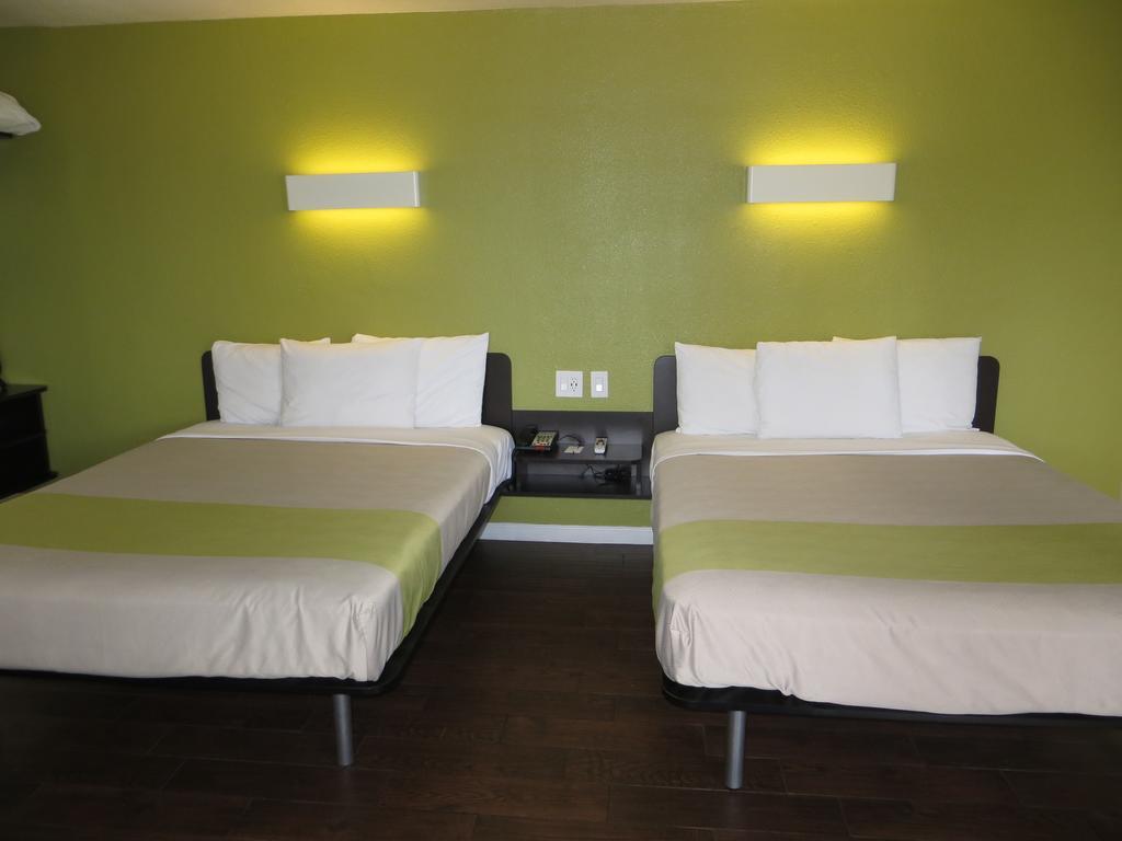 Fisherman'S Cove Inn Монтерей Экстерьер фото